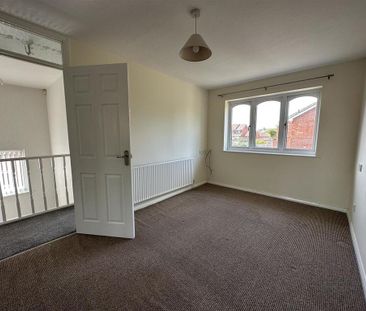 3 bedroom semi-detached house to rent - Photo 6