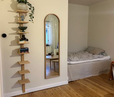 Ernst Ahlgrens väg, Stockholm - Photo 3