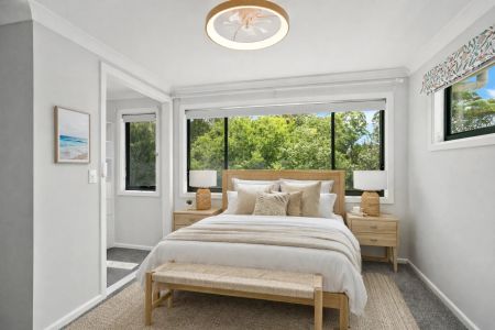 Contemporary Duplex Living in Peaceful Figtree Setting - Photo 4