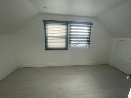 For Lease - 3130 Merritt Avenue, Mississauga, Ontario - Photo 4