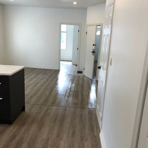 2 bedroom - Photo 2