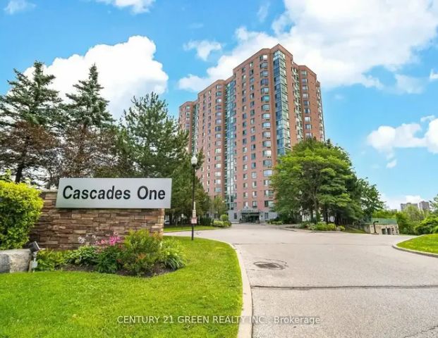 910 61 Markbrook Lane | 910 61 Markbrook Lane, Toronto - Photo 1