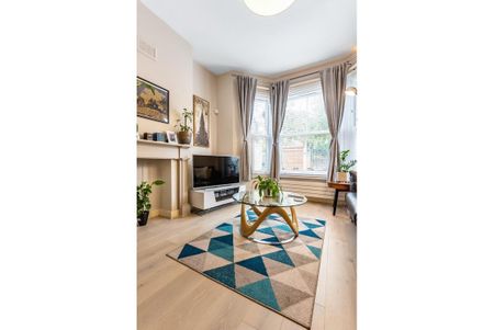 Kinnear Road, London W12 - Photo 2