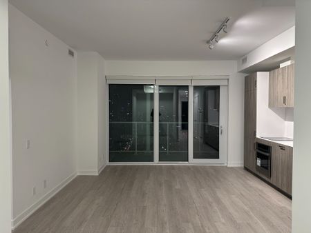 For Lease - 88 Queen Street Unit# 5501, Toronto, Ontario - Photo 2