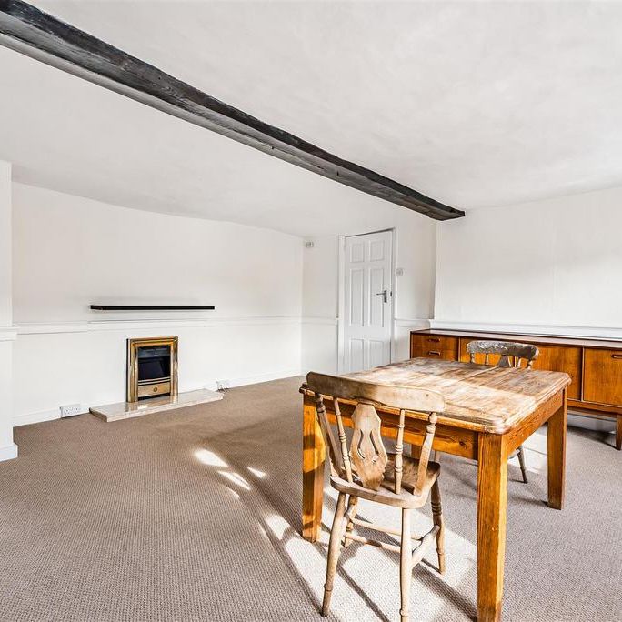 3 bedroom flat to rent - Photo 1