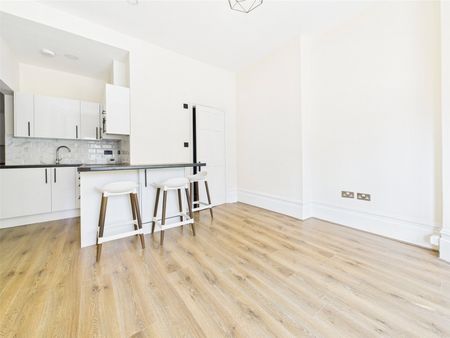 Riggindale Road, Lambeth - 1 bedroomProperty for lettings - Chasebuchanan - Photo 5