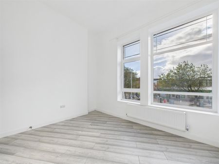 Seaview Road, Wallasey, 2 bedroom, Apartment - Photo 2