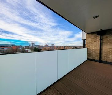 2 bedroom flat to rent - Photo 5