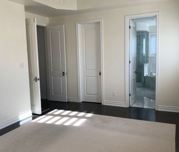 For Lease - 87 Isherwood Crescent, Vaughan, Ontario - Photo 6