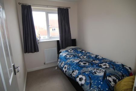 3 bedroom detached house to rent - Photo 3