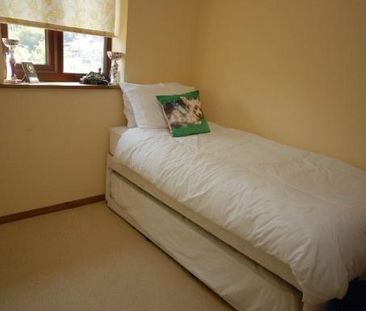 2 bedroom semi-detached house to rent - Photo 3