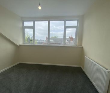 Bexley Place, Harehills, LS8 - Leeds - Photo 2