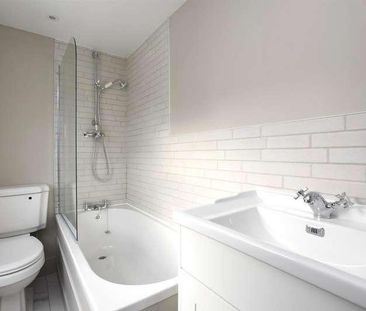 Gillsmans Hill, St. Leonards, TN38 - Photo 4