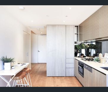 Luxurious One Bedroom + Study Apartment With Rooftop Pool and Gym - Photo 6