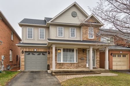 For Lease - 1337 Goldhawk Trail, Oakville, Ontario - Photo 2