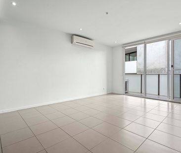 204/201 Buckley Street, Essendon VIC 3040 - Photo 4