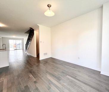 For Lease - 542 Hudson Crescent, Midland, Ontario - Photo 2