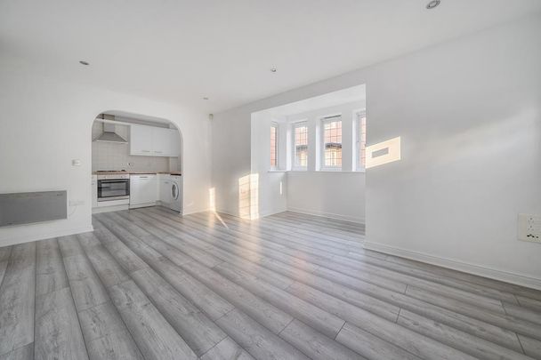 2 bedroom apartment to rent - Photo 1