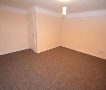 Arrowe Park Road, Upton, CH49 - Photo 2