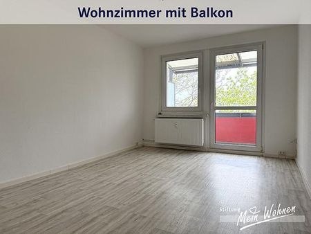 Erstbezug nach Komplettsanierung! - Photo 2