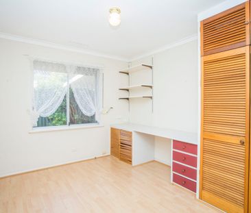 6 Ferndale Crescent, Ferndale, WA 6148 - Photo 2