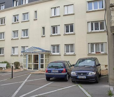 Appartement LA CHARTRE SUR LE LOIR T4 - Photo 1