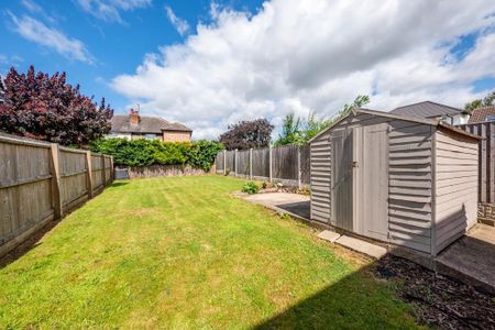 2 bedroom semi-detached house to rent - Photo 3