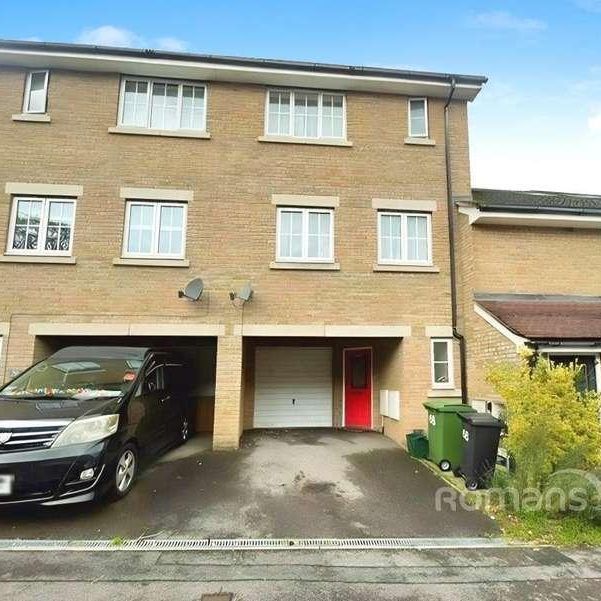 Richards Field, Chineham, Basingstoke, Hampshire, RG24 - Photo 1