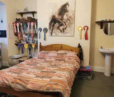 Farrar Road, Bangor, Gwynedd, LL57 - Photo 5