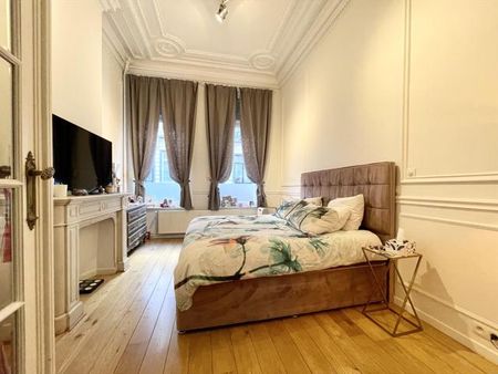 B/w CONGRES & MADOU: 2-bedroom duplex with terrace : CHARM - Photo 4