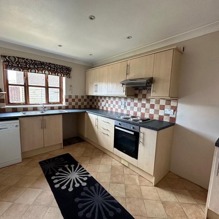 2 bedroom detached house to rent - Photo 1