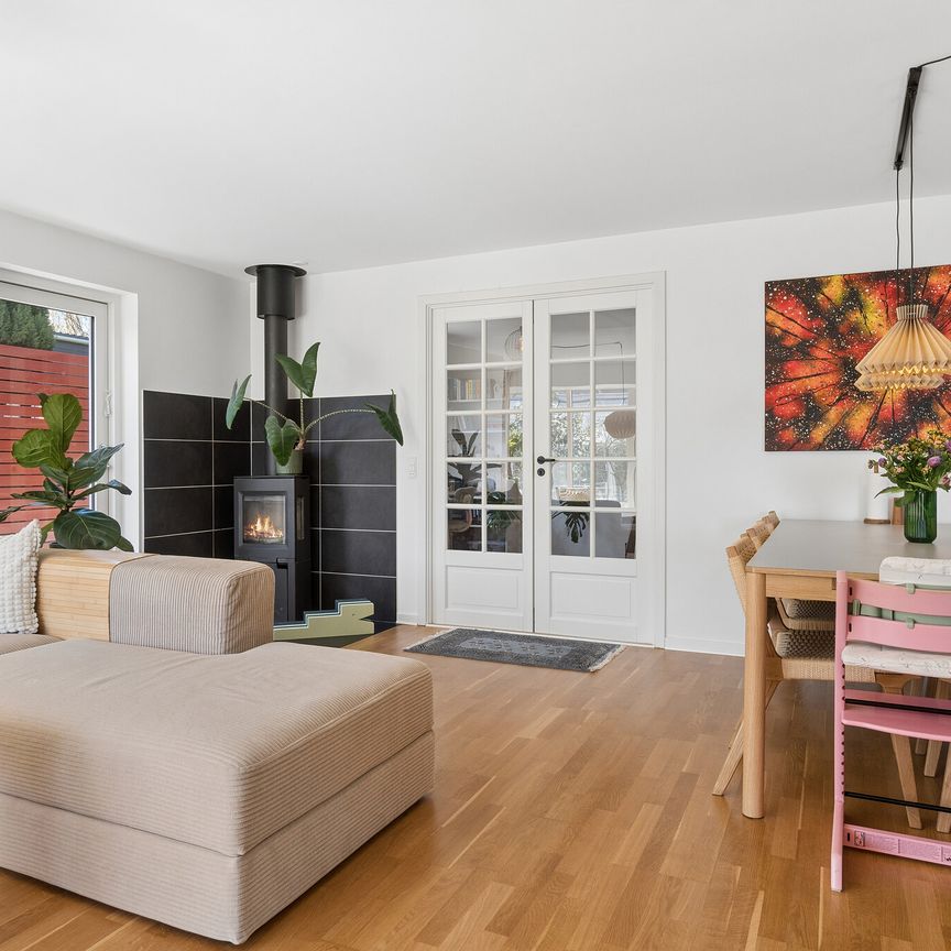 Renoveret etplansvilla med fantastisk planløsning og udsigt over Aarhus - Photo 1