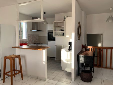Location Appartement 3 pièces 85m² NIORT 79000 - Photo 5