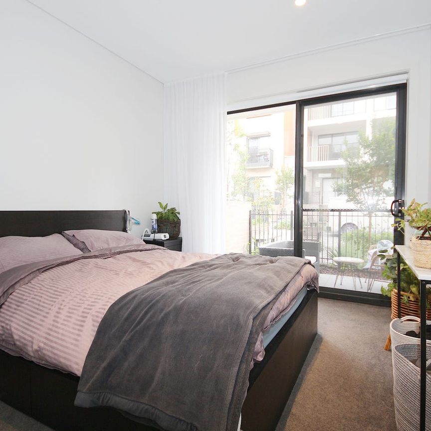 Convenient and Modern Living - Photo 1