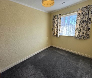 Harrowside, Blackpool, FY4 1QN - Photo 2