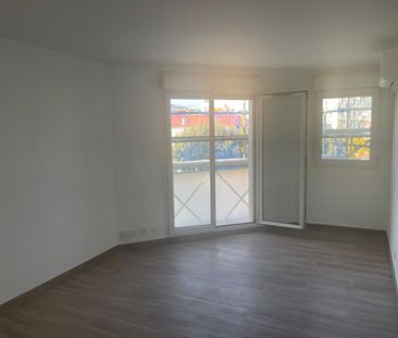 Location Appartement 2 pièces 44m² NICE 06000 - Photo 4
