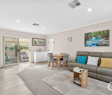 Open the door to effortless coastal living - Photo 3