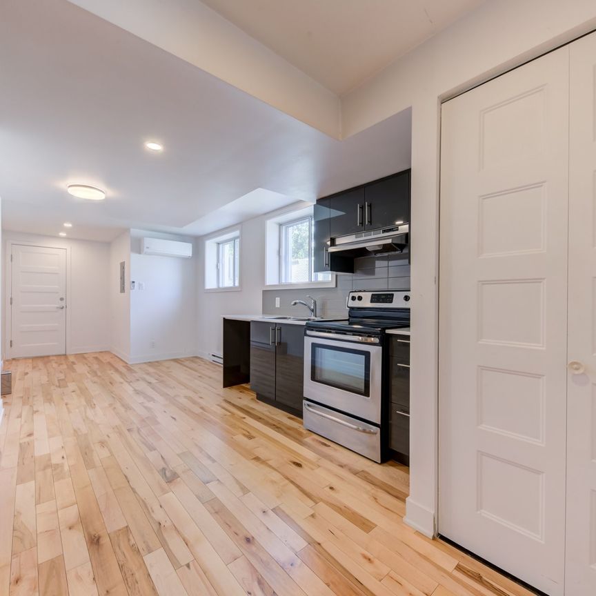 12800 Boul. Langelier, #8 - Photo 1