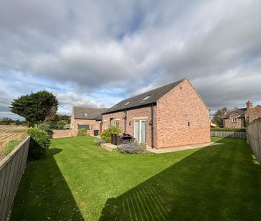 3 bedroom detached house to rent - Photo 2