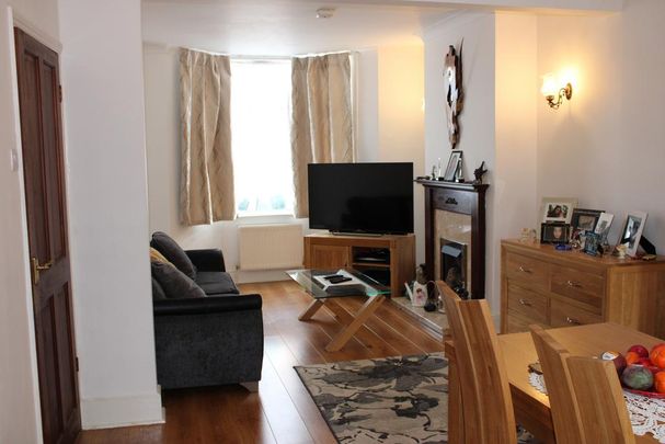 2 bedroom house to rent - Photo 1
