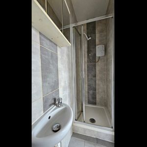 Studio Flat, Shelbourne Road, N17 - Photo 2