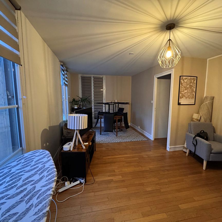 Location Appartement 2 pièces 53m² - Photo 1