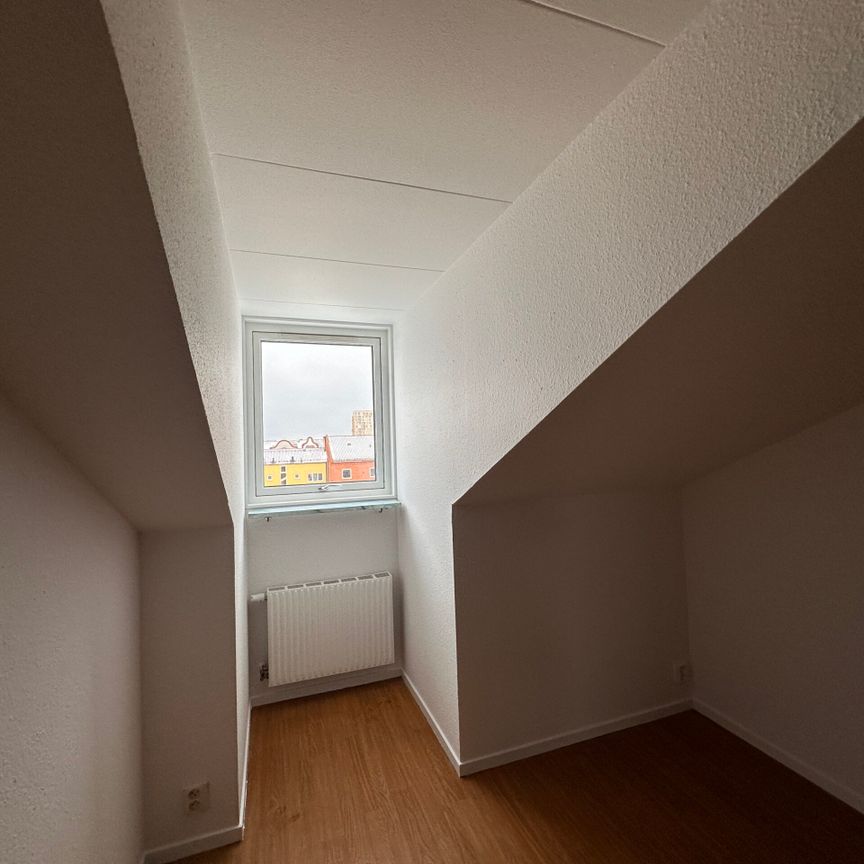 Övre holländaregatan 35 – 4rok (lgh 1401) - Photo 1