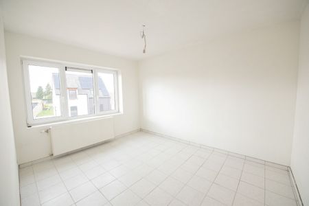 Gerenoveerde gezinswoning te Zulte. - Foto 2