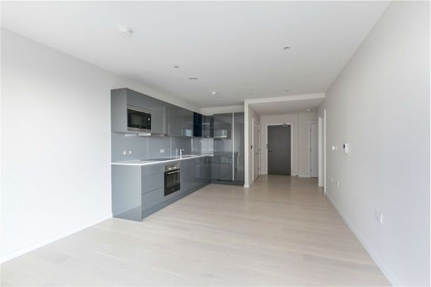 Glasshouse Gardens, London, E20 1HT - Photo 1