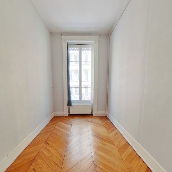 APPARTEMENT T4 A LOUER - Photo 1