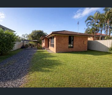 3 Bedroom Home in Perfect Location! - Photo 6