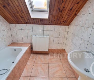 Location Maison 4 pièces 79m² LONGEVILLE LES ST AVOLD 57740 - Photo 4