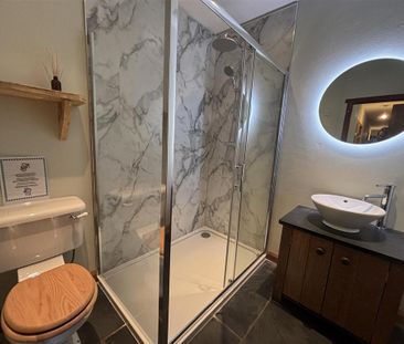 4 bedroom detached house to rent - Photo 6