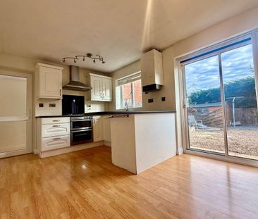 2 bedroom semi-detached house to rent - Photo 1